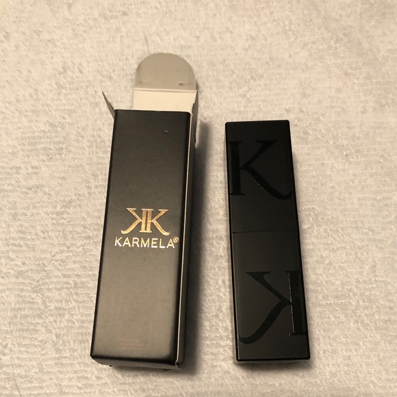 NIB Karmela silk-matte lipstick in Divine - Picture 3 of 6